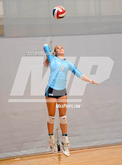 Thumbnail 2 in Horizon vs. Marymount (Nike Tournament of Champions) - Platinum Division - Final photogallery.
