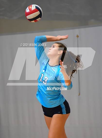 Thumbnail 2 in Horizon vs. Marymount (Nike Tournament of Champions) - Platinum Division - Final photogallery.