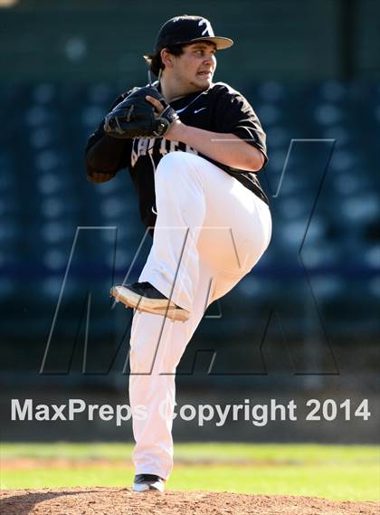 Thumbnail 2 in Xavier vs. Fairfield Prep (SCC Semifinal) photogallery.