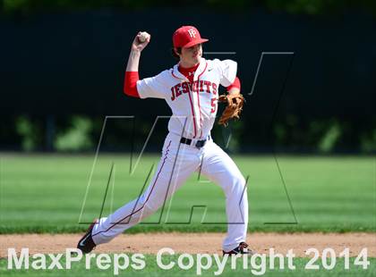 Thumbnail 2 in Xavier vs. Fairfield Prep (SCC Semifinal) photogallery.