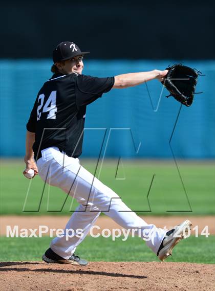 Thumbnail 3 in Xavier vs. Fairfield Prep (SCC Semifinal) photogallery.