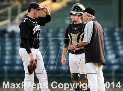 Thumbnail 2 in Xavier vs. Fairfield Prep (SCC Semifinal) photogallery.