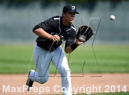 Thumbnail 3 in Xavier vs. Fairfield Prep (SCC Semifinal) photogallery.