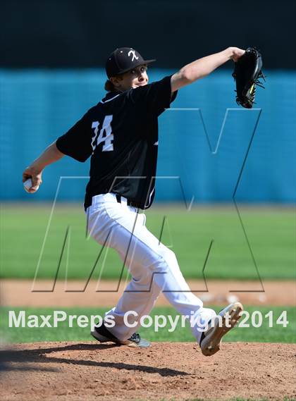 Thumbnail 1 in Xavier vs. Fairfield Prep (SCC Semifinal) photogallery.