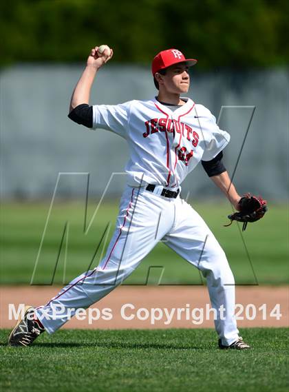 Thumbnail 3 in Xavier vs. Fairfield Prep (SCC Semifinal) photogallery.