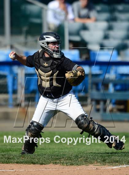 Thumbnail 2 in Xavier vs. Fairfield Prep (SCC Semifinal) photogallery.