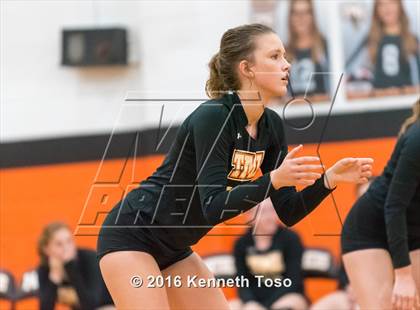 Thumbnail 3 in Providence Catholic @ TMI-Episcopal photogallery.