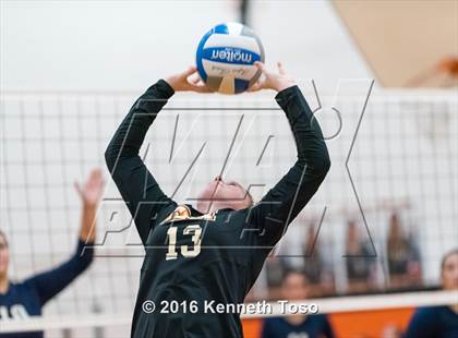 Thumbnail 1 in Providence Catholic @ TMI-Episcopal photogallery.