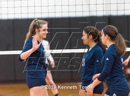 Thumbnail 2 in Providence Catholic @ TMI-Episcopal photogallery.