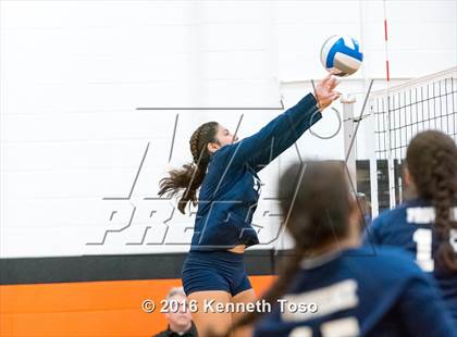 Thumbnail 1 in Providence Catholic @ TMI-Episcopal photogallery.