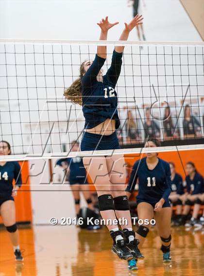 Thumbnail 3 in Providence Catholic @ TMI-Episcopal photogallery.
