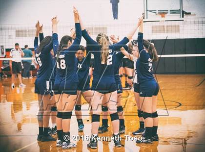 Thumbnail 2 in Providence Catholic @ TMI-Episcopal photogallery.