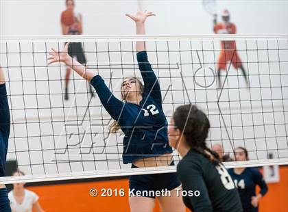 Thumbnail 2 in Providence Catholic @ TMI-Episcopal photogallery.