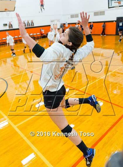 Thumbnail 3 in Providence Catholic @ TMI-Episcopal photogallery.
