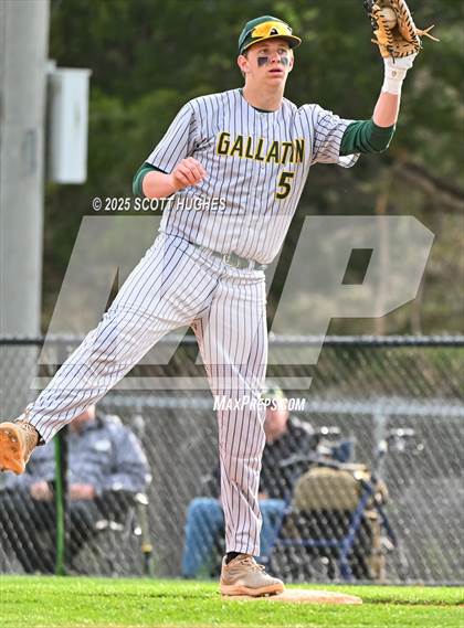 Thumbnail 3 in Gallatin @ Wilson Central photogallery.