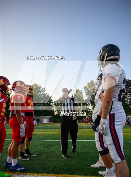 Thumbnail 1 in Nathan Hale @ Newport - Bellevue photogallery.