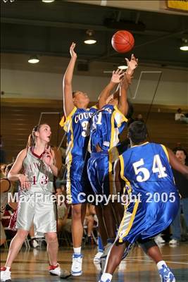 Thumbnail 2 in Crenshaw vs. Bell Gardens (Gahr Tournament) photogallery.