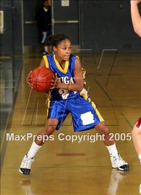 Thumbnail 3 in Crenshaw vs. Bell Gardens (Gahr Tournament) photogallery.