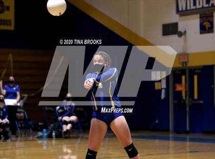 Thumbnail 3 in Heide Trask @ Richlands photogallery.