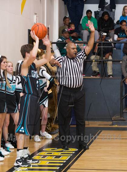 Thumbnail 3 in Fairview vs Avoyelles Charter (LHSAA Regional Playoff) photogallery.