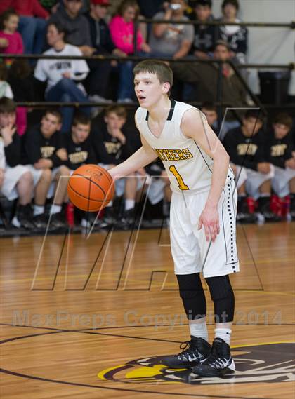 Thumbnail 2 in Fairview vs Avoyelles Charter (LHSAA Regional Playoff) photogallery.