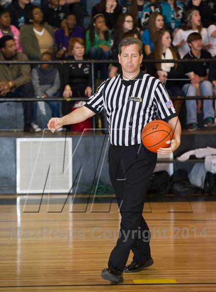Thumbnail 2 in Fairview vs Avoyelles Charter (LHSAA Regional Playoff) photogallery.