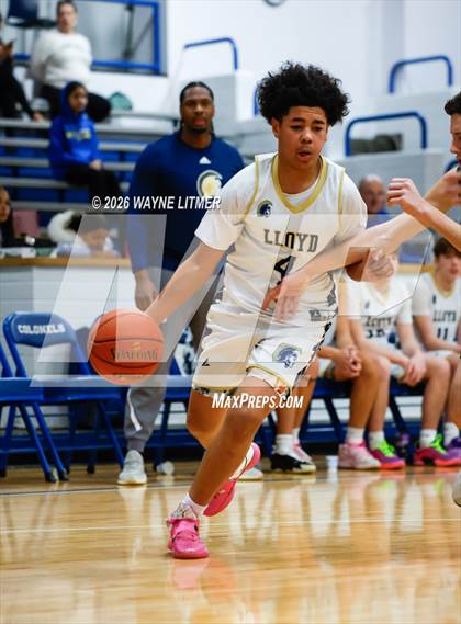 Thumbnail 1 in FR: Bishop Brossart vs Lloyd Memorial photogallery.