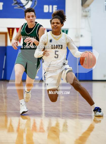 Thumbnail 2 in FR: Bishop Brossart vs Lloyd Memorial photogallery.