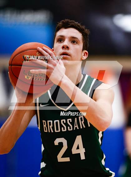 Thumbnail 2 in FR: Bishop Brossart vs Lloyd Memorial photogallery.