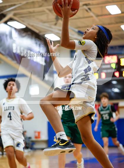 Thumbnail 2 in FR: Bishop Brossart vs Lloyd Memorial photogallery.