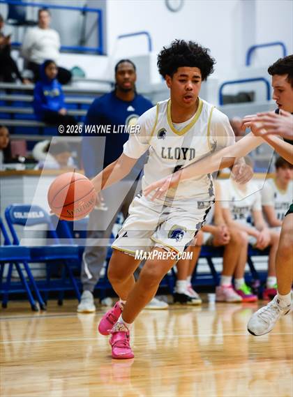 Thumbnail 2 in FR: Bishop Brossart vs Lloyd Memorial photogallery.