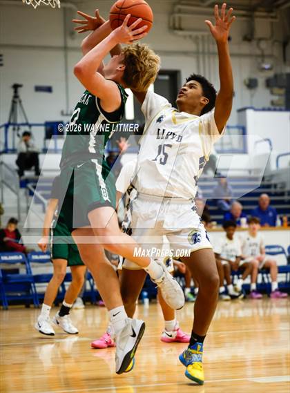 Thumbnail 3 in FR: Bishop Brossart vs Lloyd Memorial photogallery.