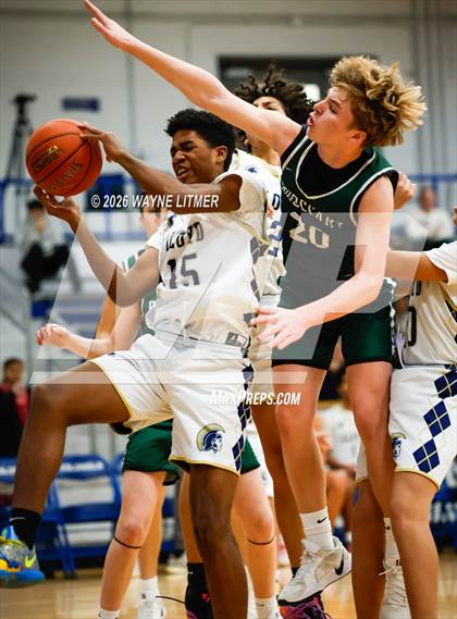 Thumbnail 2 in FR: Bishop Brossart vs Lloyd Memorial photogallery.