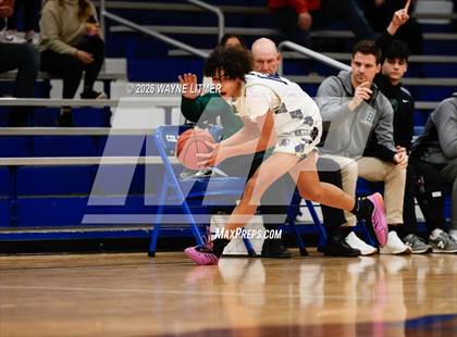 Thumbnail 3 in FR: Bishop Brossart vs Lloyd Memorial photogallery.