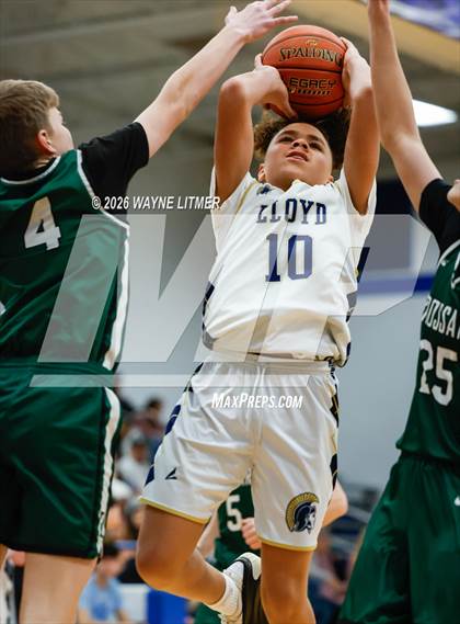 Thumbnail 1 in FR: Bishop Brossart vs Lloyd Memorial photogallery.