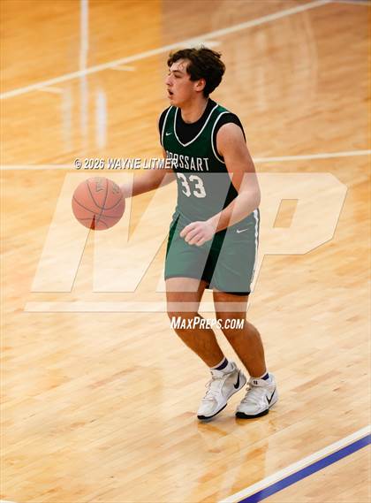 Thumbnail 2 in FR: Bishop Brossart vs Lloyd Memorial photogallery.