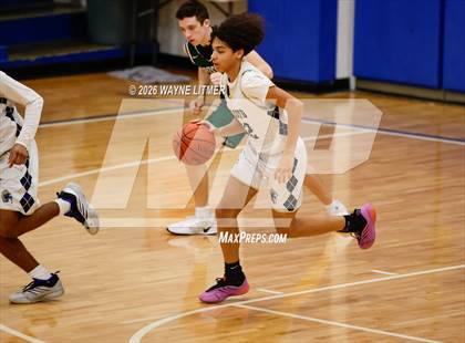 Thumbnail 2 in FR: Bishop Brossart vs Lloyd Memorial photogallery.