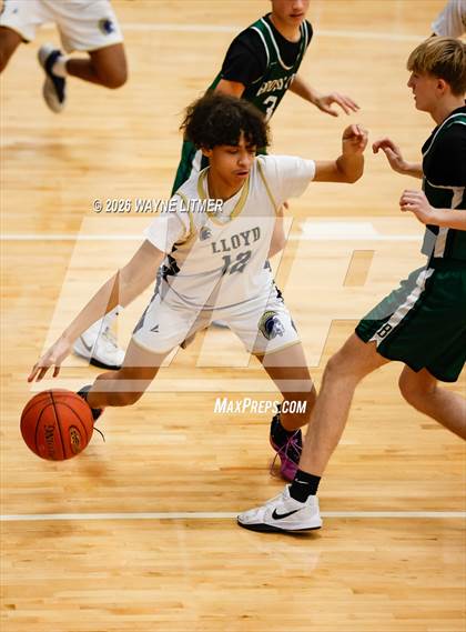 Thumbnail 3 in FR: Bishop Brossart vs Lloyd Memorial photogallery.