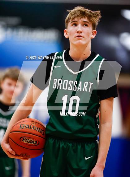 Thumbnail 3 in FR: Bishop Brossart vs Lloyd Memorial photogallery.