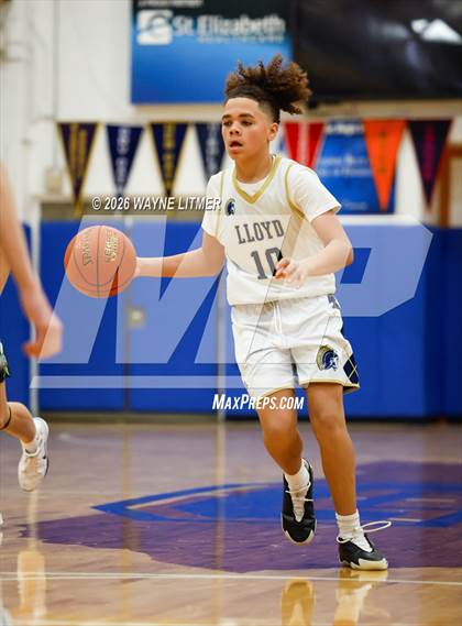 Thumbnail 2 in FR: Bishop Brossart vs Lloyd Memorial photogallery.