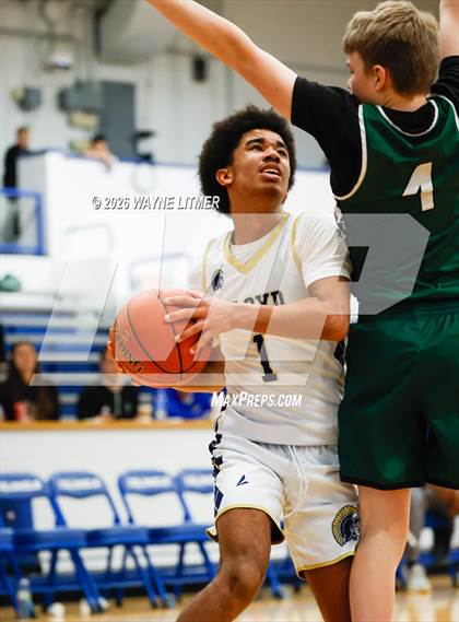 Thumbnail 1 in FR: Bishop Brossart vs Lloyd Memorial photogallery.