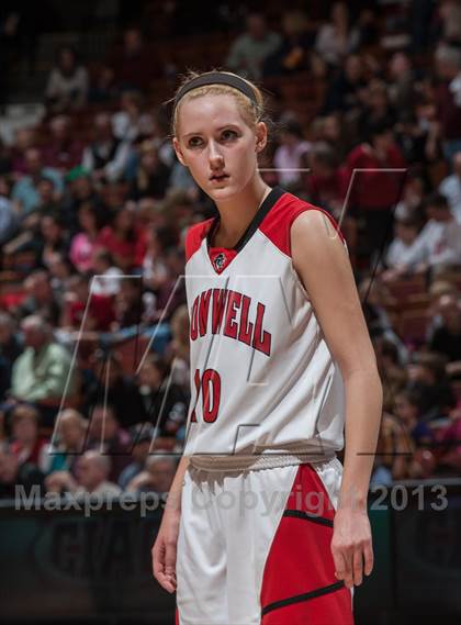 Thumbnail 2 in Cromwell vs. Notre Dame-Fairfield (CIAC Class M Final) photogallery.