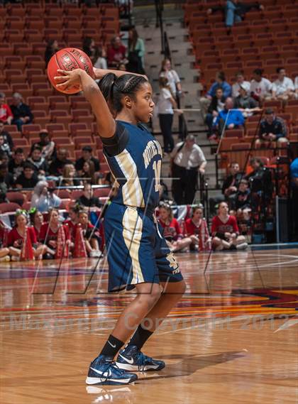 Thumbnail 3 in Cromwell vs. Notre Dame-Fairfield (CIAC Class M Final) photogallery.