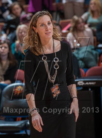 Thumbnail 3 in Cromwell vs. Notre Dame-Fairfield (CIAC Class M Final) photogallery.