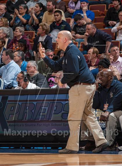 Thumbnail 2 in Cromwell vs. Notre Dame-Fairfield (CIAC Class M Final) photogallery.