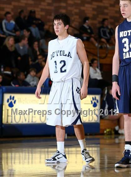 Thumbnail 3 in Notre Dame vs. Loyola photogallery.