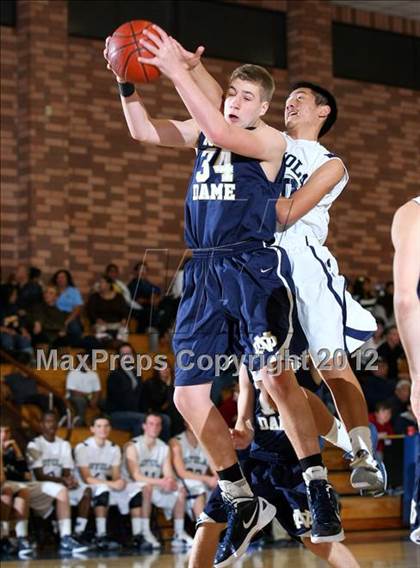 Thumbnail 2 in Notre Dame vs. Loyola photogallery.
