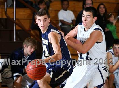 Thumbnail 1 in Notre Dame vs. Loyola photogallery.