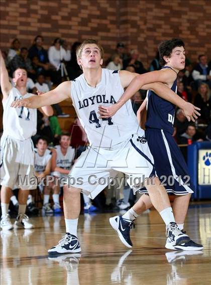 Thumbnail 3 in Notre Dame vs. Loyola photogallery.