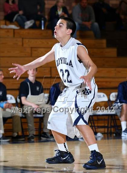 Thumbnail 1 in Notre Dame vs. Loyola photogallery.